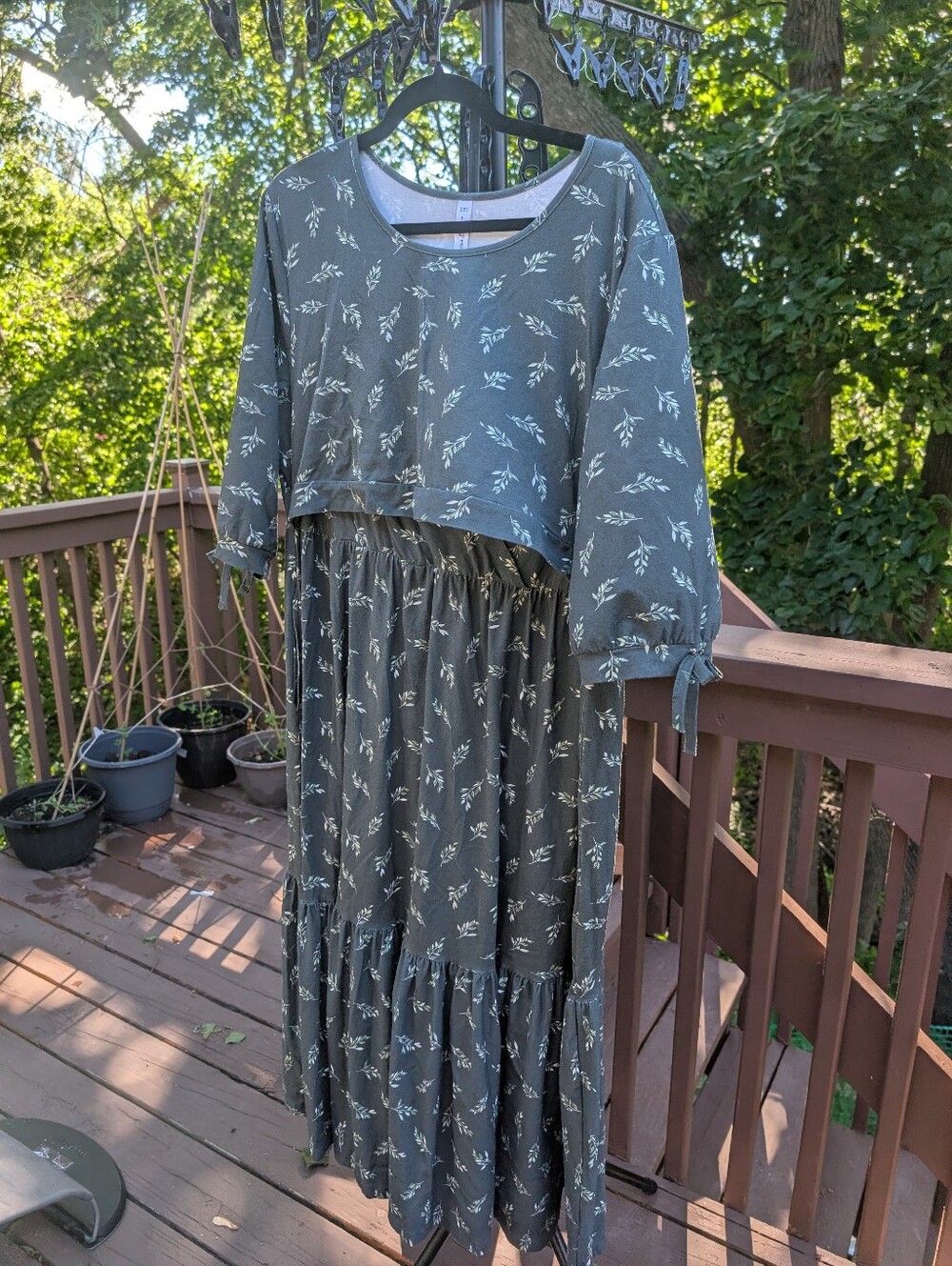 The dress lady Dark Olive Green Floral Maxi Dress with Nursing Access